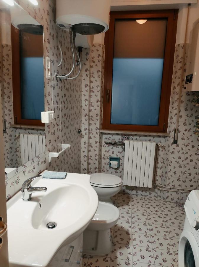 La Colonna Holiday House Apartment เลชเช ภายนอก รูปภาพ