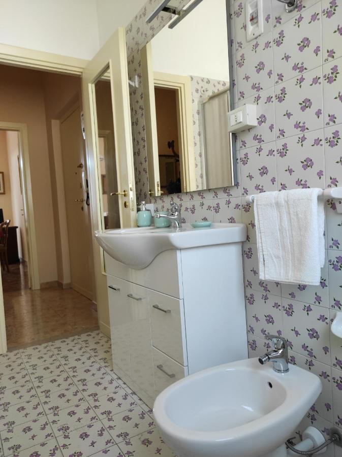 La Colonna Holiday House Apartment เลชเช ภายนอก รูปภาพ